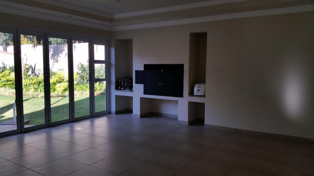 Bed and Breakfast 6 On Acacia Johannesburg Exteriér fotografie