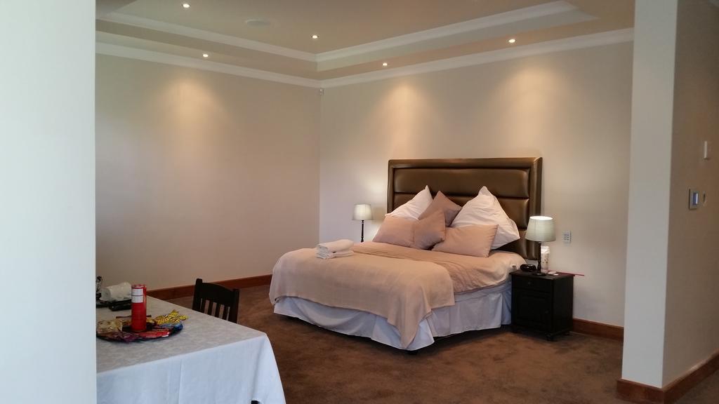 Bed and Breakfast 6 On Acacia Johannesburg Pokoj fotografie
