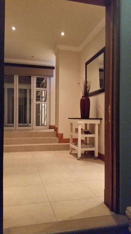 Bed and Breakfast 6 On Acacia Johannesburg Exteriér fotografie