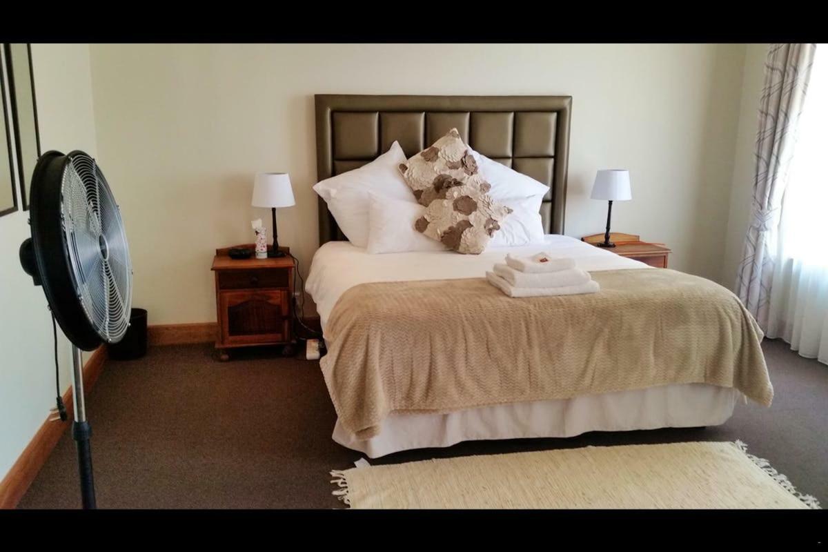 Bed and Breakfast 6 On Acacia Johannesburg Exteriér fotografie