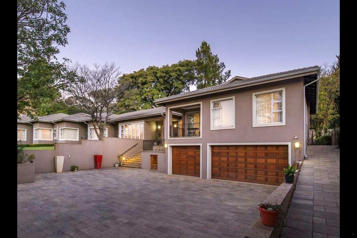Bed and Breakfast 6 On Acacia Johannesburg Exteriér fotografie