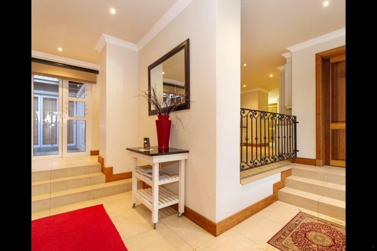 Bed and Breakfast 6 On Acacia Johannesburg Exteriér fotografie