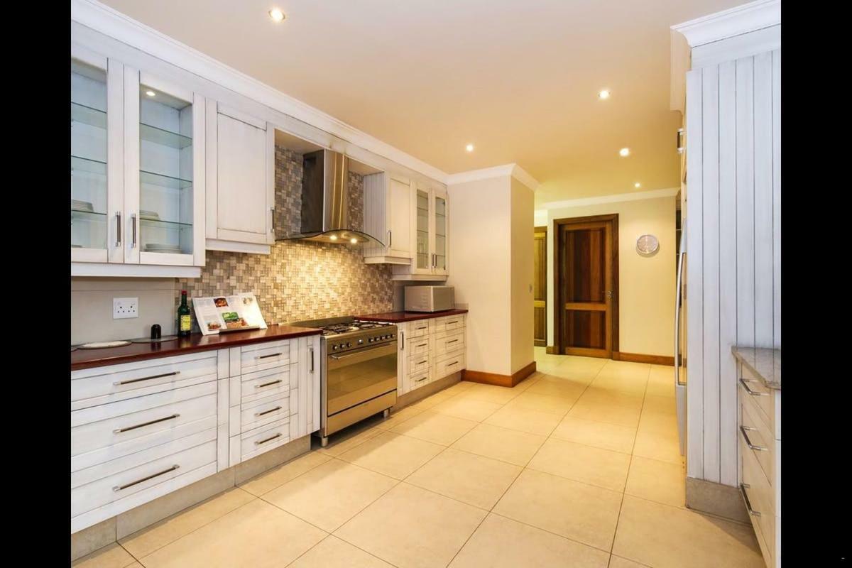 Bed and Breakfast 6 On Acacia Johannesburg Exteriér fotografie