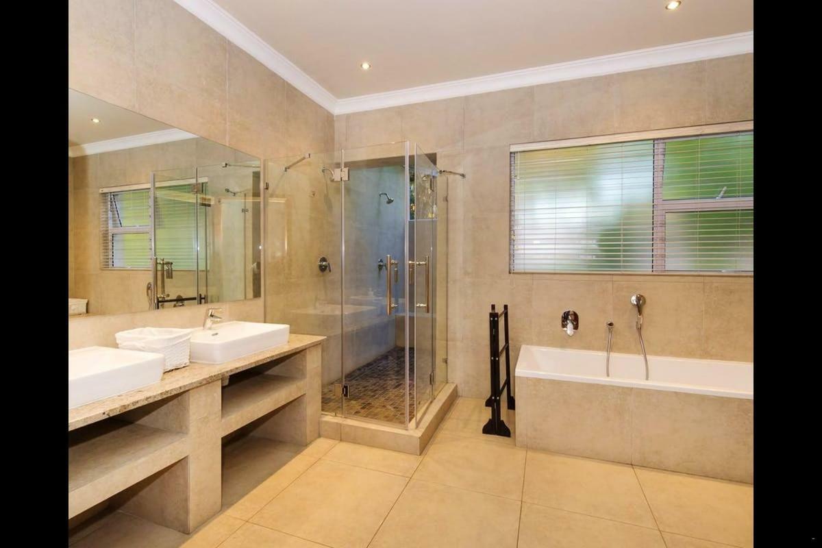 Bed and Breakfast 6 On Acacia Johannesburg Exteriér fotografie