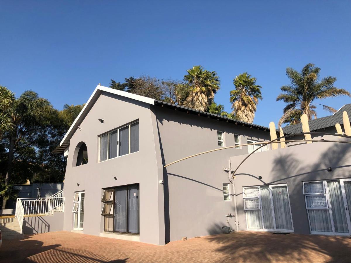 Bed and Breakfast 6 On Acacia Johannesburg Exteriér fotografie